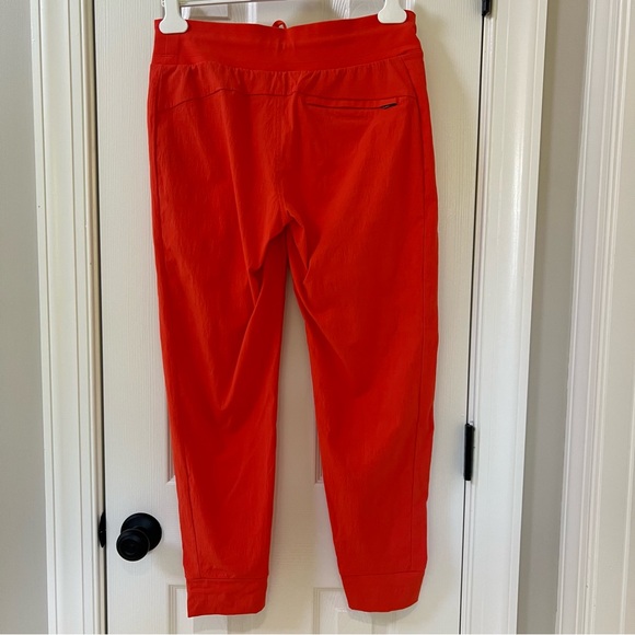 Athleta Trekkie North Jogger | NWT | Flame Orange
Woman’s Size 8 - Picture 5 of 13